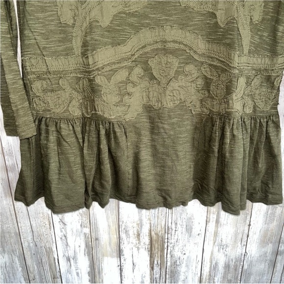 Loft Olive Green Appliqué Peplum Blouse - Picture 4 of 5